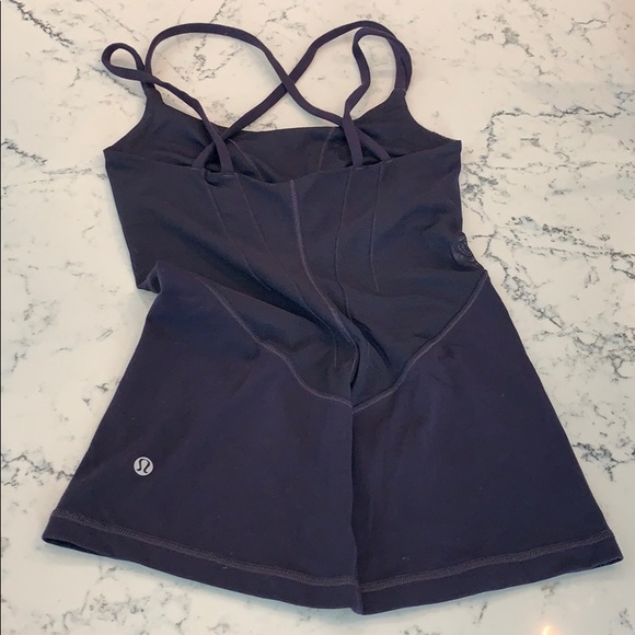 Lululemon tank with built in bra - size 2 - Picture 2 of 3